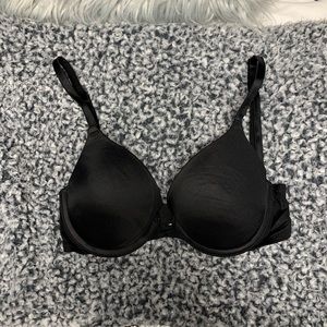 Victoria’s Seceret push up bra